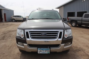 2007 Ford Explorer Eddie Bauer - 2 Owners -