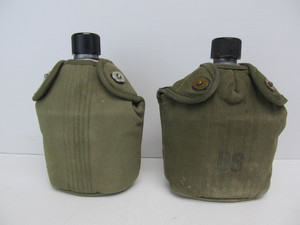lot 46 image: Pair of COMPLETE Vintage US Military Canteens wCanvas Holders
