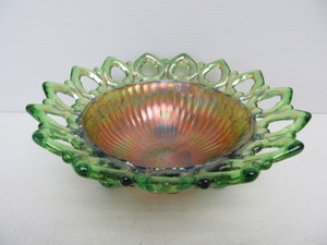 lot 28 image: Vintage Signed NORTHWOOD Carnival Glass Bowl