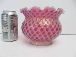 lot 108 image: Nice Vintage Cranberry Opalescent Lattice Design Ruffled Edge Lamp Shade