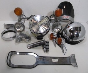 lot 24 image: Lot of Assorted Motorcycle Parts & Accessories Including Harley Davidson