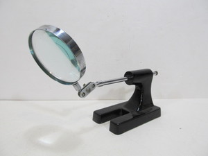 lot 85 image: Vintage 1950s Industrial Mounted Magnifying glass