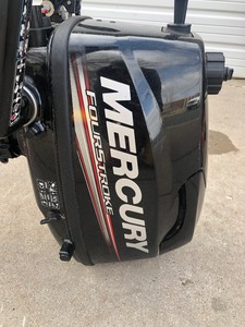 lot 146 image: Nice Running MERCURY 2015 Fourstroke 6HP Outboard Boat Motor