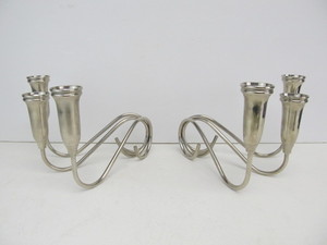 lot 177 image: Pair of Mid Century Italian Style Chrome Candle Stands