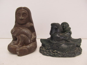 lot 178 image: Vintage Inuit & Northwest Coast Stone Carved Small Statues