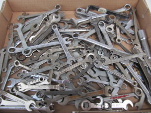 lot 184 image: LARGE Lot of Vintage & Newer Small Engine Wrenches