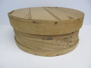 lot 189 image: Antique Primitive Bentwood Cheesebox