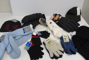 lot 198 image: Lot of New w Tags Gloves
