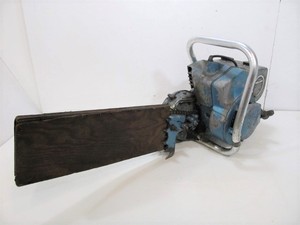 lot 201 image: Large Heavy Duty Vintage Sears Chainsaw