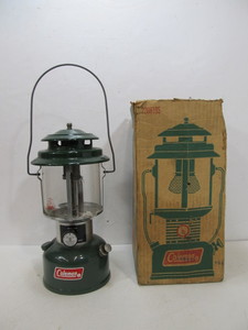 lot 208 image: Vintage COLEMAN Lantern wBox