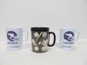 lot 239 image: 2 Vintage Early 1970s Super Bowl VIII Minnesota Vikings Cups & Harmon Killebrew Coffee Mug