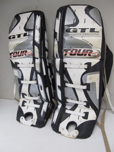 lot 306 image: Pair of Hockey Goalie Leg Pads