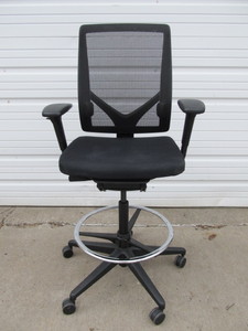 lot 317 image: Quality ALLSTEEL Fully Adjustable Rolling Swivel OfficeDesk Chair