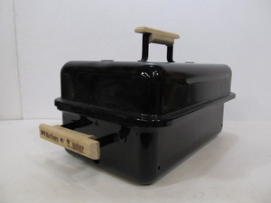 lot 323 image: Like-New WEBER Marlboro Gas Go-Anywhere Grill