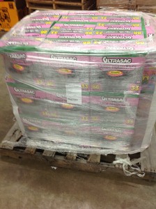 lot 9 image: Pallet whit 59 cases of ultrasac 33Galon Cases of LargeTrash bags new