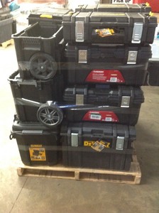 lot 16 image: Lot of assorted Tool Boxes