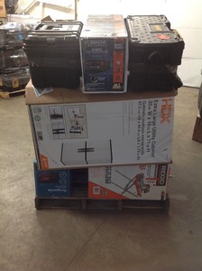 lot 17 image: Pallet of assorted housewaresfireplaces, Tools and cabinets