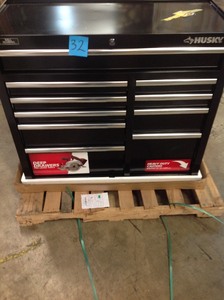 lot 32 image: Husky 41 in. W 9-Drawer Rolling Cabinet Tool Chest in Gloss Black costumer returns