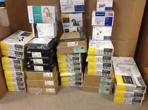 lot 41 image: Wholesale Mix Pallet of faucet all in good conditions inspected all completed retail $ 4000