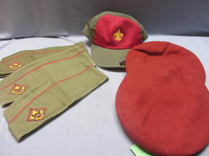 lot 15 image: Berets, Garrison Caps