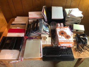 lot 34 image: LARGE LOT OF OFFICE SUPPLIES - SOME NEW