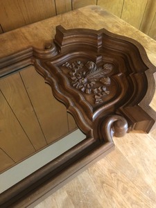 lot 21 image: VINTAGE FLEUR DE LIS TALL PIER MIRROR - EXCELLENT CONDITION