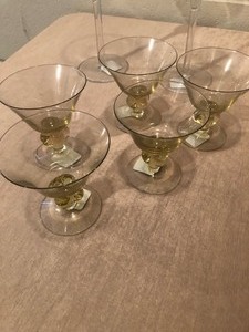 lot 134 image: 2 SETS BLOWN ART GLASS WINE GLASSES