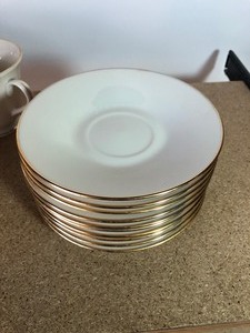 lot 226 image: MATCHING SET OF 10&nbspLENOX BONE CHINA HAYWORTH PATTERN COFFEE TEA CUPS AND SAUCERS - EXCELLENT