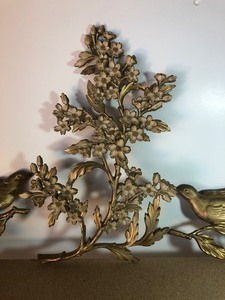 lot 265 image: VINTAGE FLORAL BIRDS 3 PIECE WALL ART