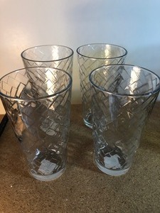 lot 289 image: MISCELLANEOUS LOT OF 10 VINTAGE GLASSES - SOME VIKINGS & PASABAHCE