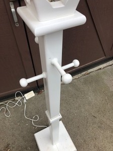 lot 301 image: KIDS COUNTRY LANTERN CLOTHES COAT RACK LAMP - WORKS
