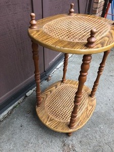 lot 303 image: ANTIQUE END TABLE