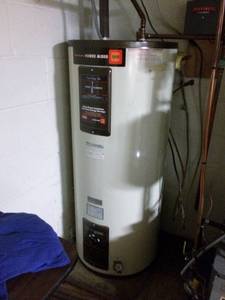 lot 351 image: KENMORE POWER MISER 120 HOT WATER HEATER - WORKS EXCELLENT - YOU REMOVE