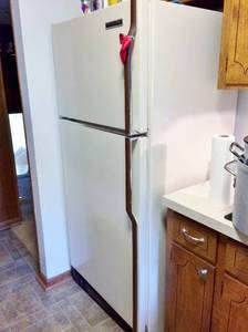 lot 354 image: KITCHENAID REFRIGERATOR FREEZER - WORKS GREAT - ICEMAKER NEVER HOOKED UP SO UNTESTED - PERFECT FOR GARAGE, SHOP OR CABIN - YOU REMOVE - A COUPLE STAIRS TO DEAL WITH FOR REMOVAL