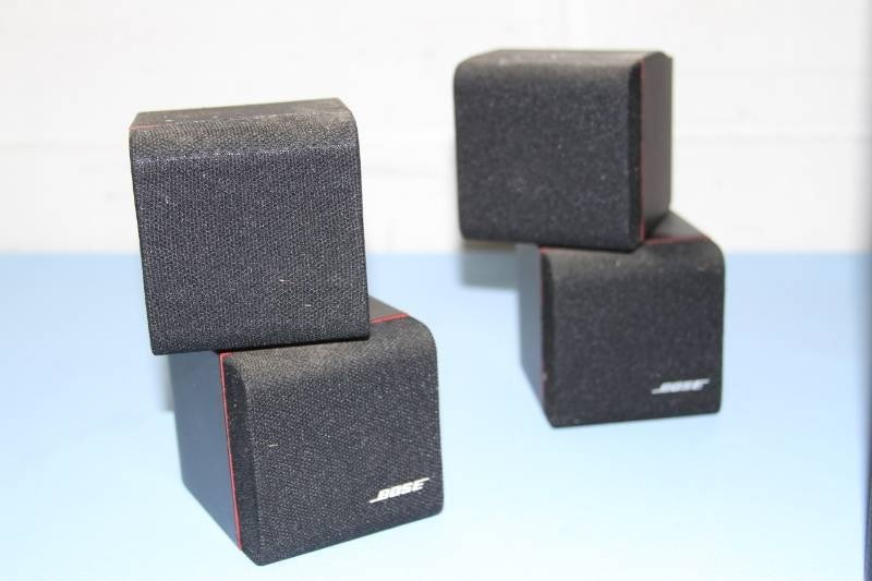 lot 8 image: Bose Acoustimass 5 Series II Direct Reflecting Speaker System with SubwooferBass and Satellite Audio Speakers