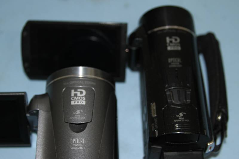 lot 112 image: Lot of Canon & JVC HD Video Camera Camcorders - Unable to Test  No Power