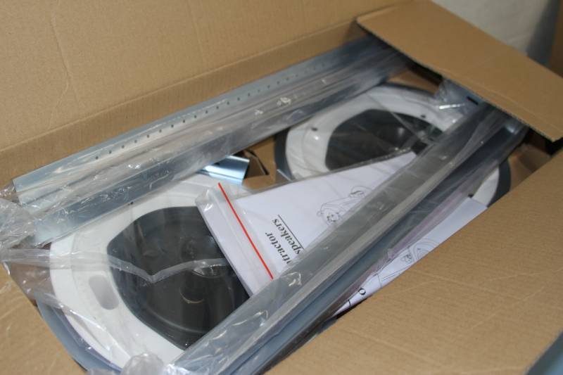 lot 63 image: Pair of New JBL Control 26C Pro Audio 6.5 Ceiling Loudspeaker  Speakers
