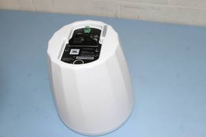 lot 32 image: JBL Pro Audio Control 65PT Compact Full Range Satellite Pendant Speaker