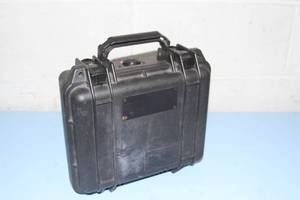 lot 116 image: Pelican Small Watertight Crushproof & Dustproof Protector Case