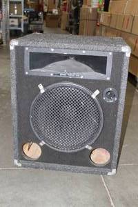 lot 123 image: Large Pro Audio Stage Monitor Large Venue (Concert Theater Club) Speaker