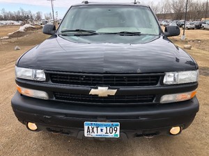 2004 Chevrolet Suburban Z71 4x4 -No Reserve-