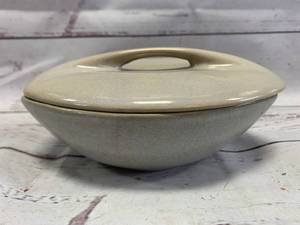lot 15 image: Roseville Pottery Raymor Ramekin w Lid 156