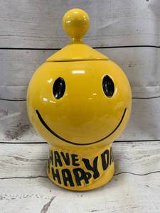 lot 24 image: Vintage McCoy Yellow Pottery Have a Happy Day #235