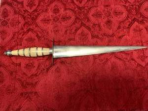 lot 49 image: Vintage Antique Dagger with Bone or Antler Handle