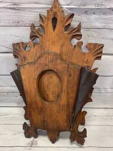 lot 67 image: Antique Magazine Holder 24 Tall