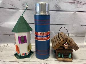 lot 77 image: Vintage Keepsit Thermos Vacuum Bottle & 2 Bird Houses