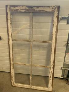 lot 89 image: Antique Window 22 x 41