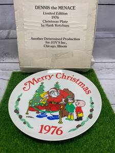 lot 123 image: Dennis the Menace 1976 Christmas Plate