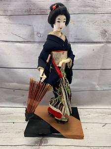 lot 131 image: Rare WW2 Japanese Lady 17 Tall