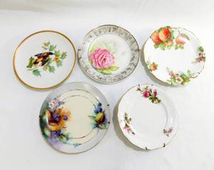 lot 77 image: Set of 5 Vintage Decorative Plates